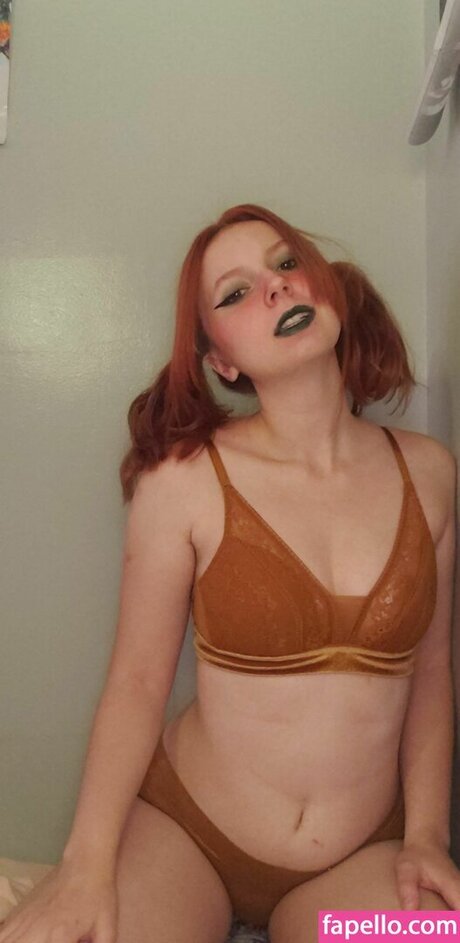 Jessicahenlo modèle joli img