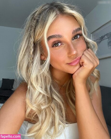 Lara Spengler jolie étoile image