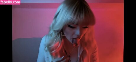 Emma s MySpace modèle nu photo