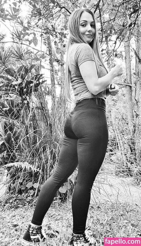 Melissa Diakova star du porno sympa photo