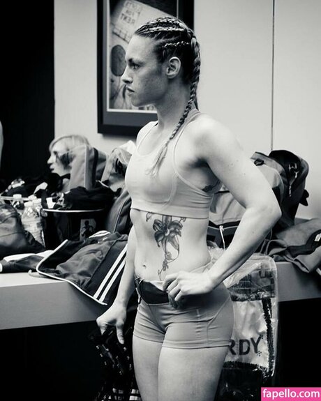 Heather Hardy étoile parfaite galerie