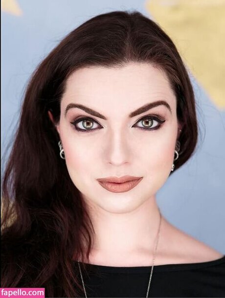 Sarah Hunter art star du porno archive