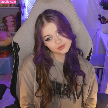 Roscumber star du porno érotique img