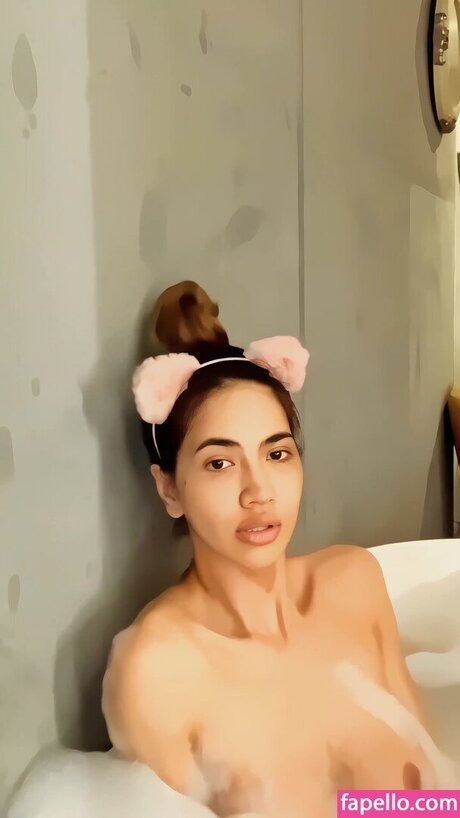 nonne onlyfans haut érotique collection