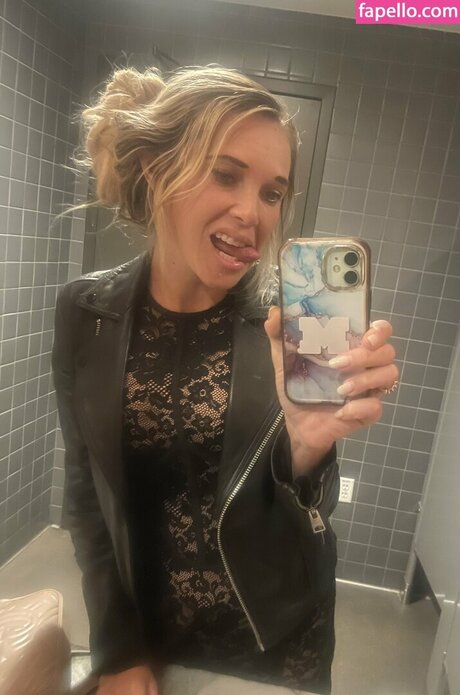 Michellek4040 modèle de haute qualité img