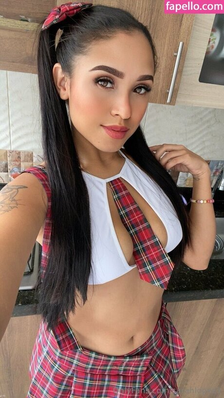 Sarah Lopez belle star du porno photo