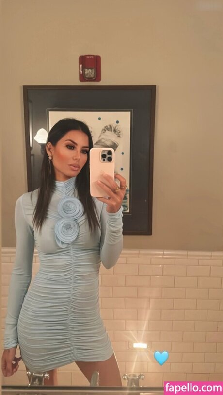 Elisabetta Gregoraci haut étoile collection