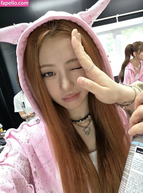 Huh Yunjin_ star du porno nue galerie