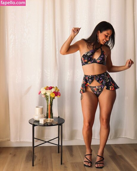 Maleni Cruz modèle de sexe galeries