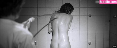 fans de grosses femmes aux gros seins uniquement porno hd img