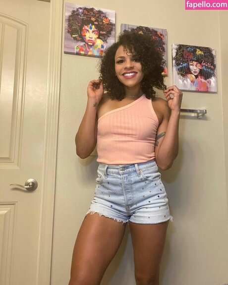 Amber Reacts art de star du porno archive