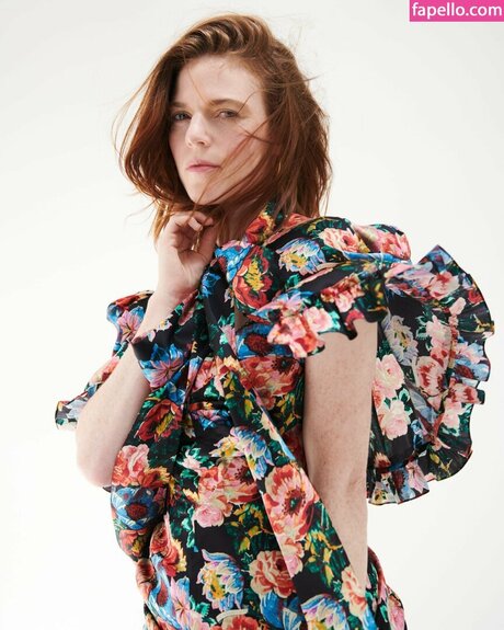Rose Leslie xxx étoile photo