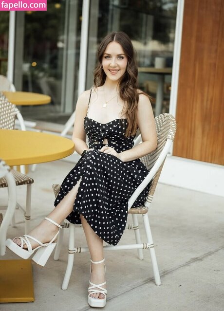 Johnie Maraist star du porno hd galerie