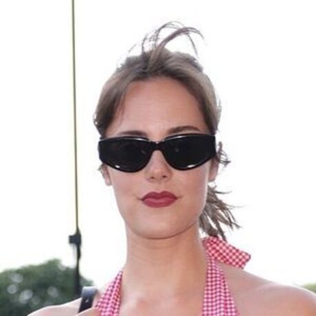 Meg Bellamy modèle hd galeries