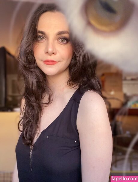 Bailey Meyers actrice nue galeries