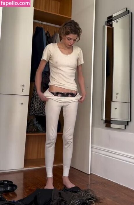 Ava Kalitowski actrice de nus collection