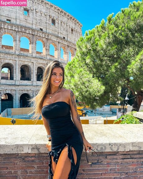 Carly Santos haut de star du porno collection