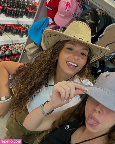 noadabushh actrice hd photo