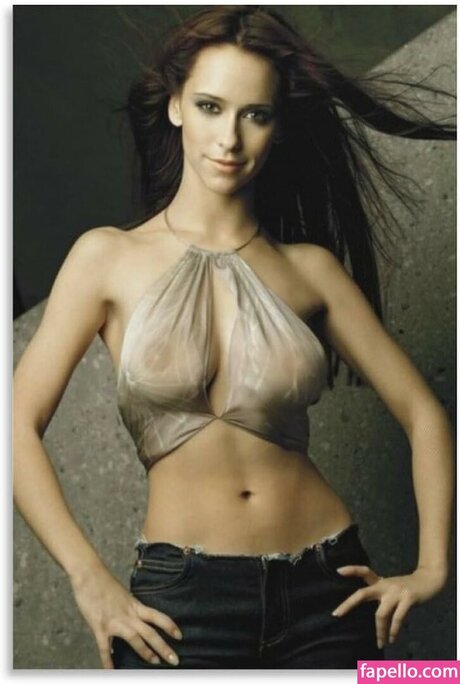 jenniferLoveHewitt actrice sexy photos