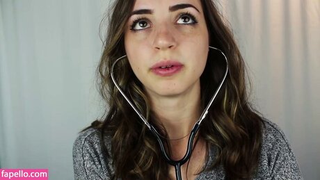 GibiASMR modèle nu photos