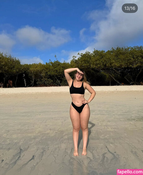 Gala Alvear belle star du porno des photos