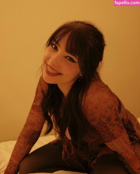 Meowcrobe actrice xxx archive