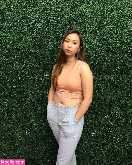 Sophia Phan modèle sympa photos