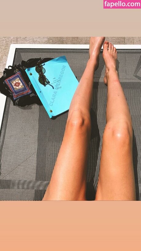 Clara McGregor étoile gratuite archive