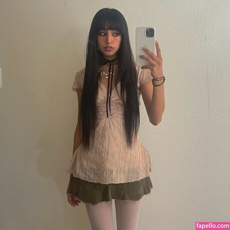 Aislinn Ritchie étoile xxx photos