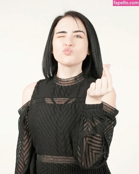 Amy Roberts star du porno galeries