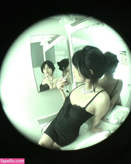 Violent Vira actrice de sexe photo