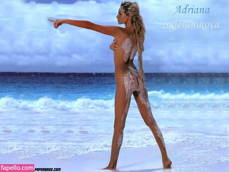 Adriana Karembeu modèle hd des photos