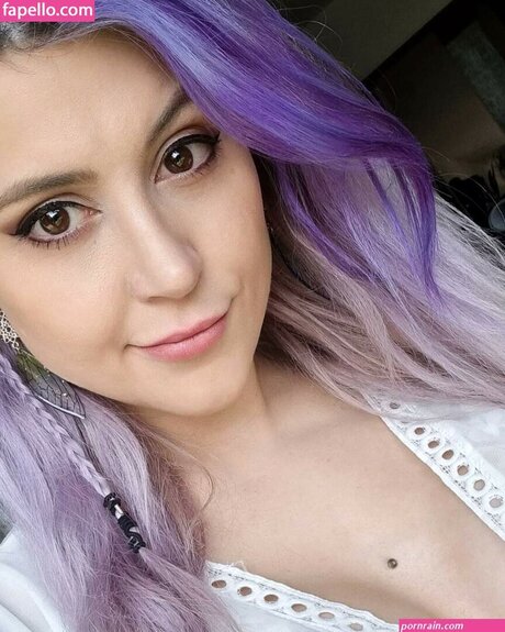 Mowky Fox art de star du porno collection