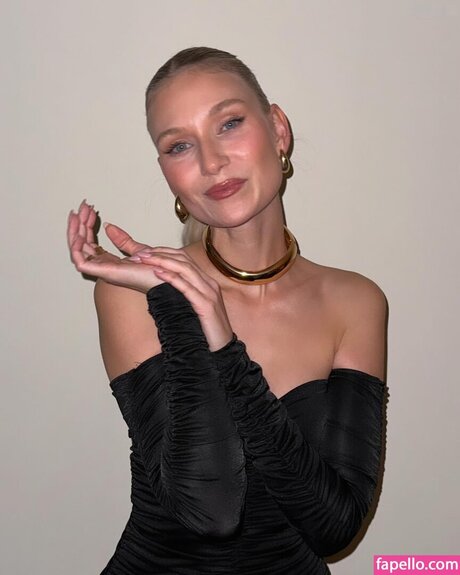 Carolin Niemczyk actrice galeries