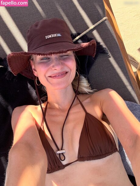 Carolin Niemczyk mannequin collection