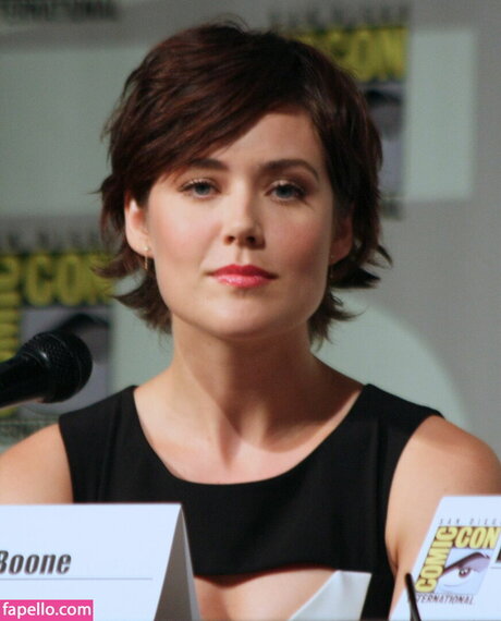 Megan Boone étoile érotique images