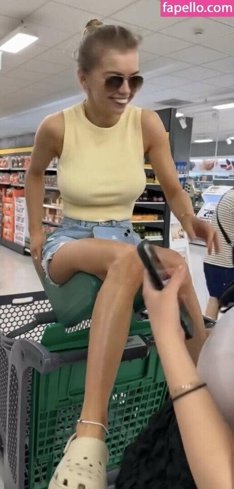 Zoe Clarke actrice xxx galerie