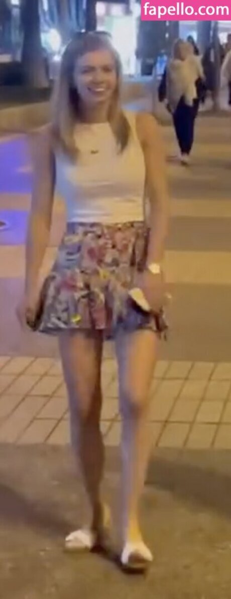 Zoe Clarke actrice exclusive collection