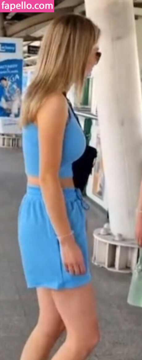 Zoe Clarke modèle galerie