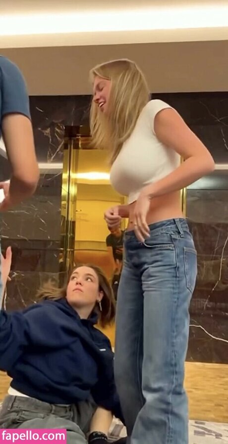 Zoe Clarke nus de stars du porno galeries