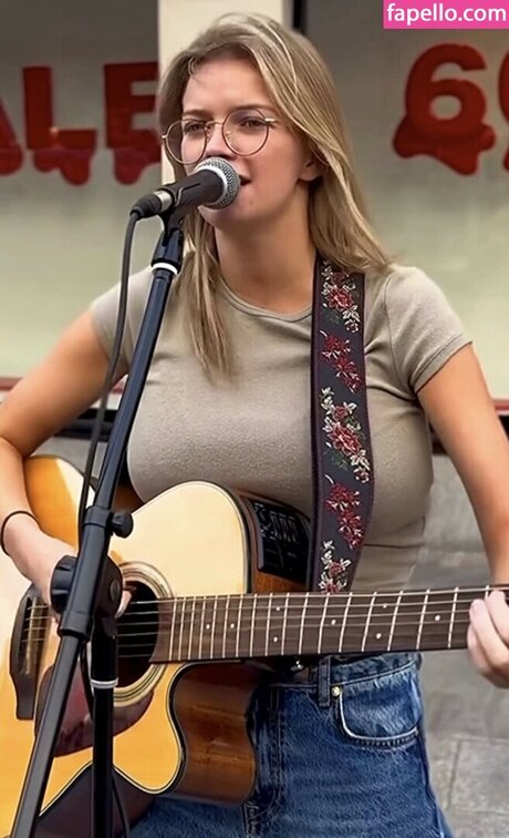 Zoe Clarke modèle érotique photo