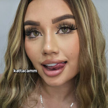 Kattacamm sexe star photo