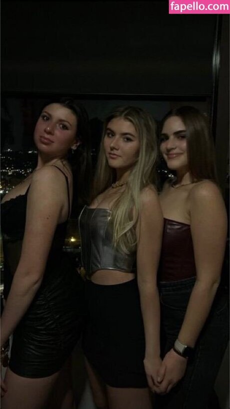 Charlie Ferarie sexe de star du porno photos