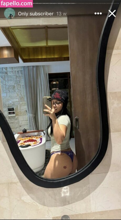 bluntviews_ actrice hd photo