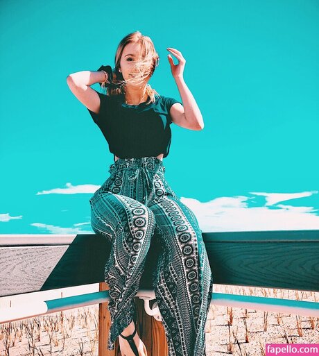 Madison Gritz modèle chaud images