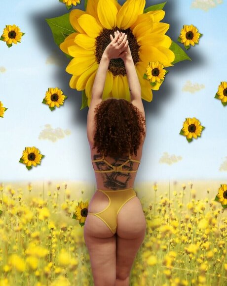 Dot Addams jolie actrice images