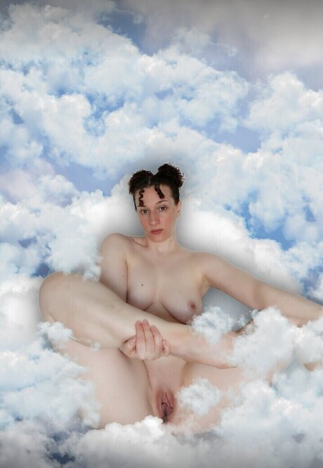 Dot Addams modèle artistique galeries