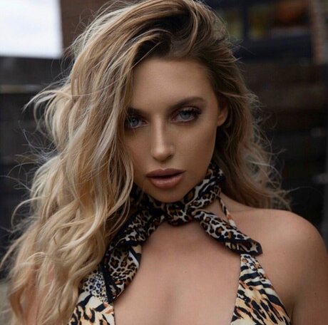 Ava Louise étoile de l'art image