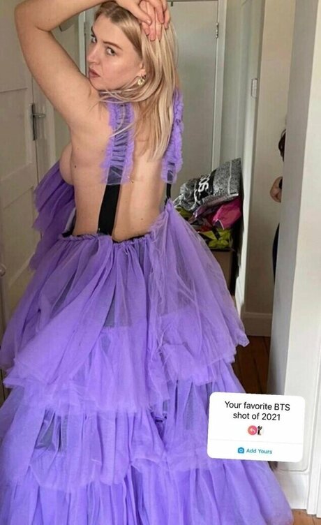 Rebecca Lucy Taylor modèle xxx archive