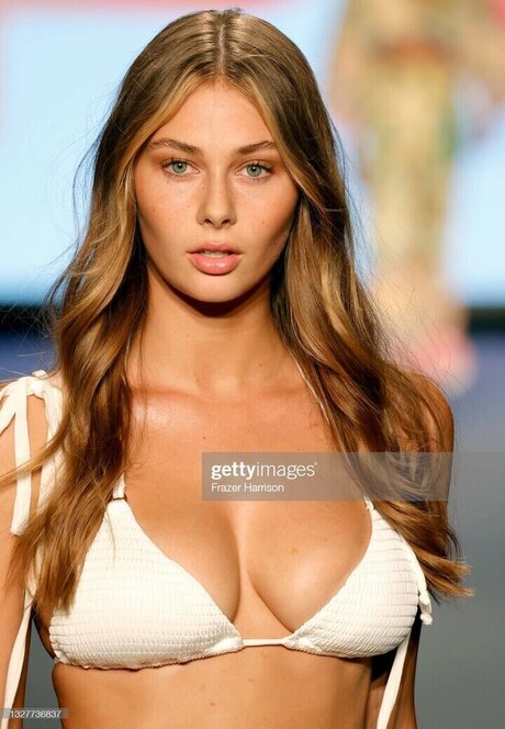 Taylor Morland étoile xxx galeries